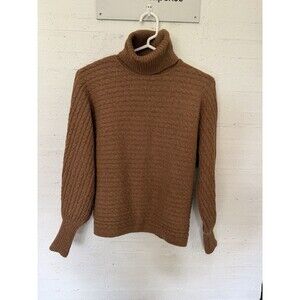 Fisherman Core, Preppy, Minimalist Olive & Oak Cable-Knit Sweater Camel Sm